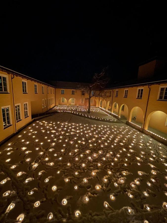 Falstadsenteret - Museum, Minnested Og Senter For Menneskerettigheter Левангер Экстерьер фото