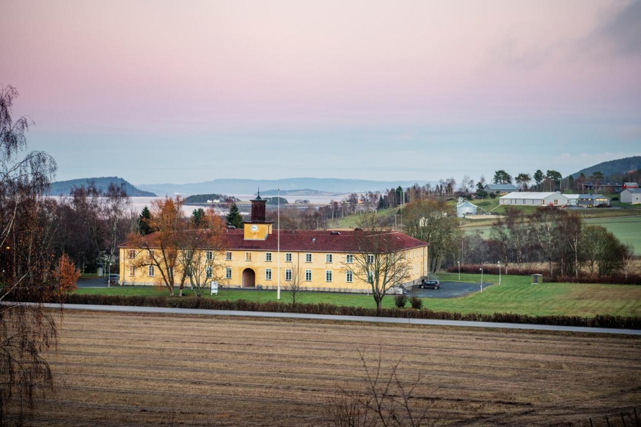 Falstadsenteret - Museum, Minnested Og Senter For Menneskerettigheter Левангер Экстерьер фото