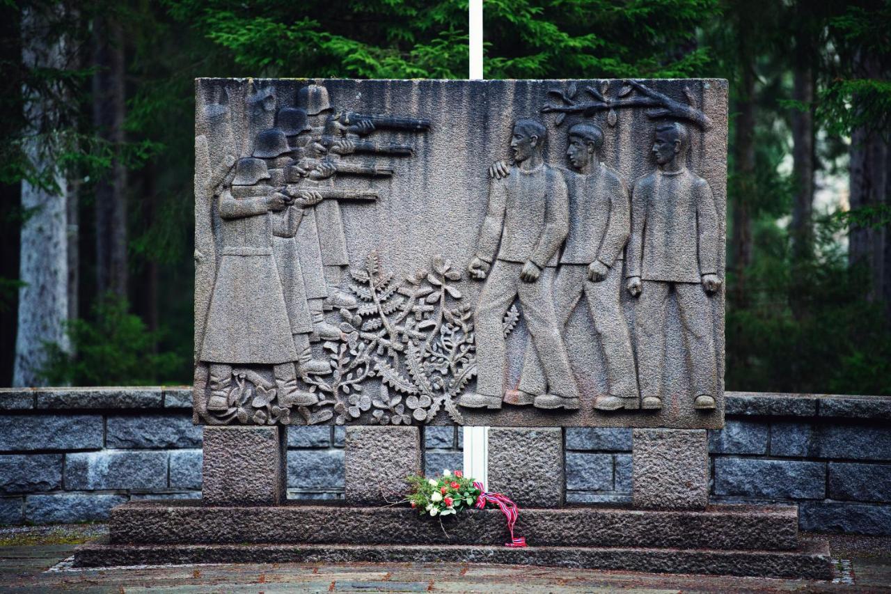 Falstadsenteret - Museum, Minnested Og Senter For Menneskerettigheter Левангер Экстерьер фото